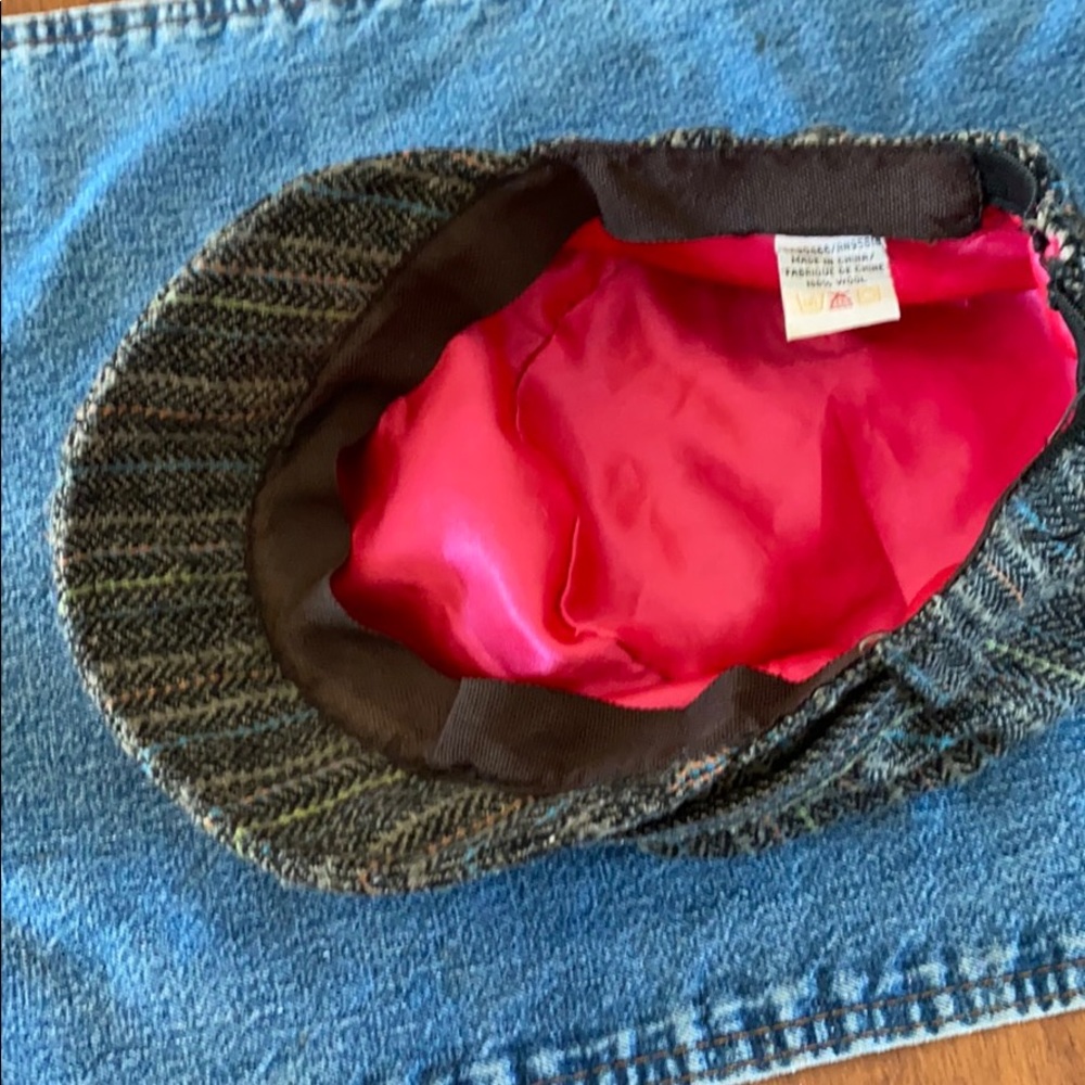 Hat - Picture 2 of 3